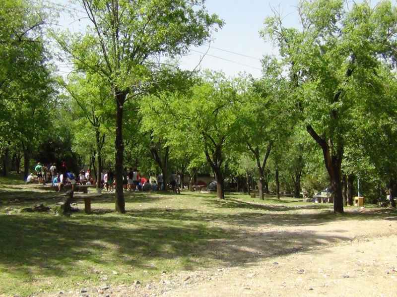 Camping El Pelicano Alpa Corral lugar de Acampe