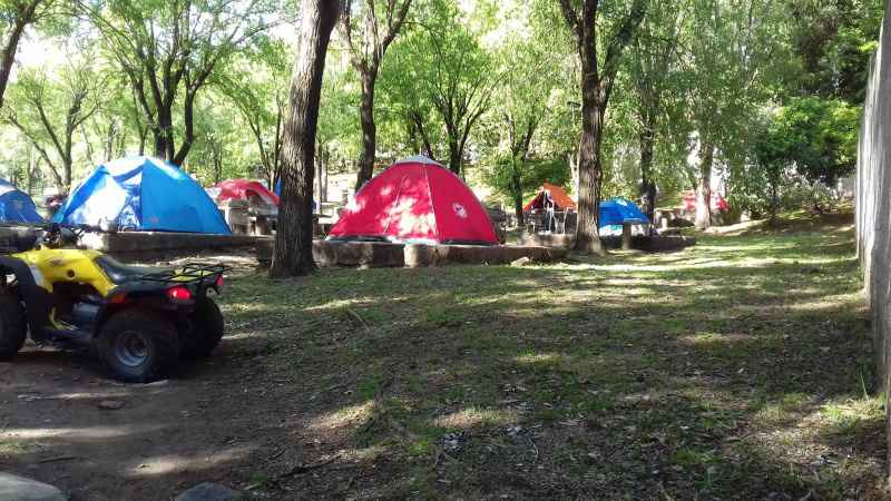 Camping El Pelicano Alpa Corral Lugar de Acampe