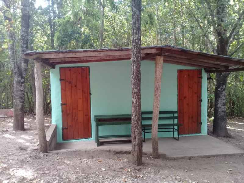 Camping La Paz Alpa Corral Baños
